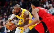 NBA｜詹(zhān)姆斯送出决胜助攻 连续1297场得分上(shàng)双纪录终结