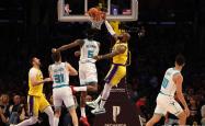 NBA球员生涯傚(xiào)率值排(pái)行榜公布：詹姆斯、乔丹位列前三(sān)！