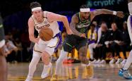 奥斯汀-里夫斯：NBA最强落选秀崭露头角