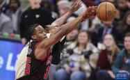 NBA常规赛：雄鹿(lù)胜公牛