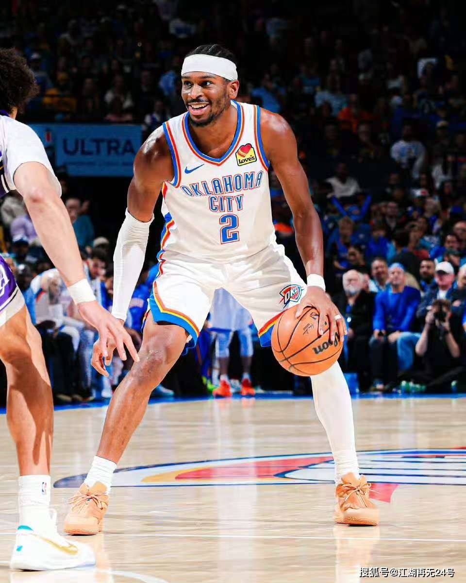 NBA得分榜大乱！5人得分30+，库里升第7，杜兰特19，4人抢得分王