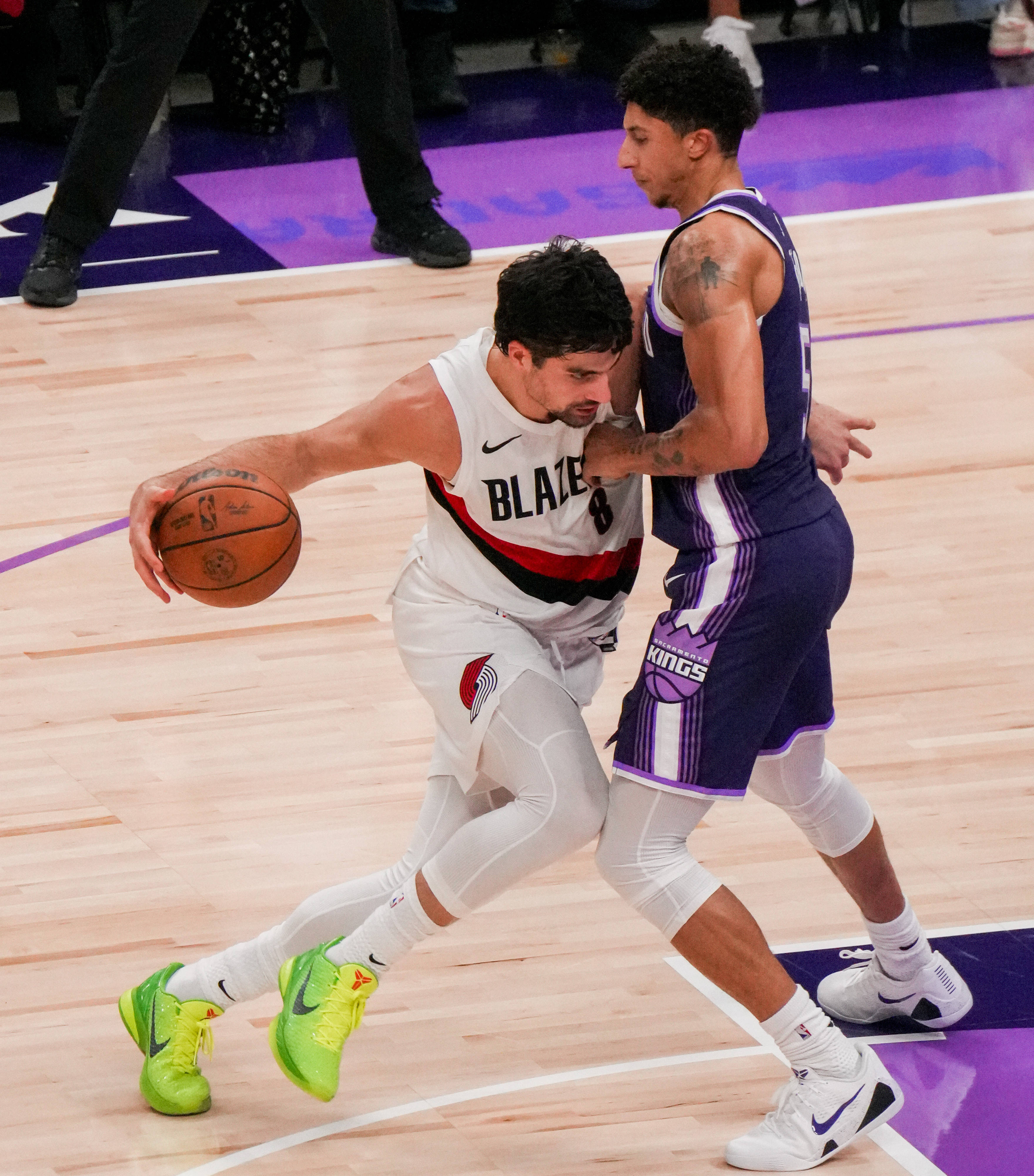 （体育）篮球——NBA常规赛：开拓者胜国王