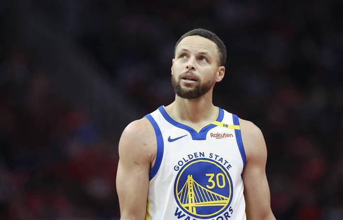 勇士集体质疑NBA赛程！库里担心球队或遭遇10连败
