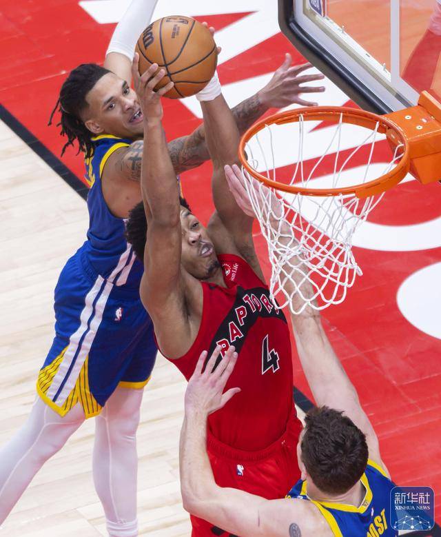 篮球丨NBA常规赛：猛龙胜勇士